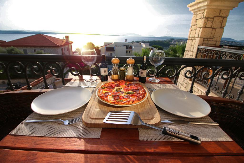 Pasha Port Hotel & Restaurant Alaçatı Exteriör bild