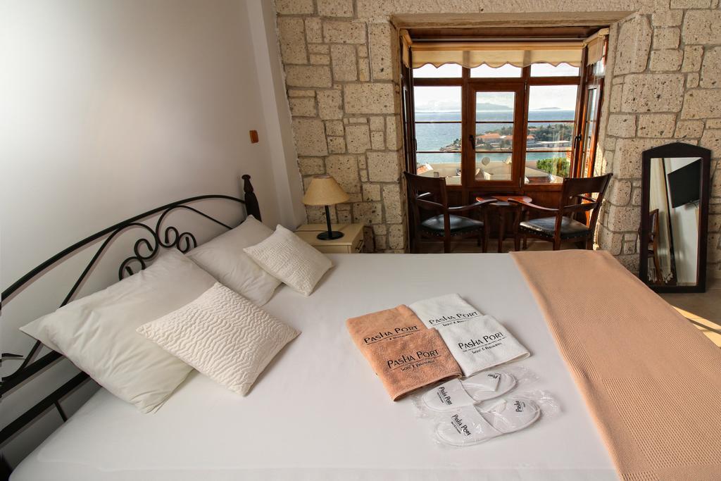 Pasha Port Hotel & Restaurant Alaçatı Exteriör bild